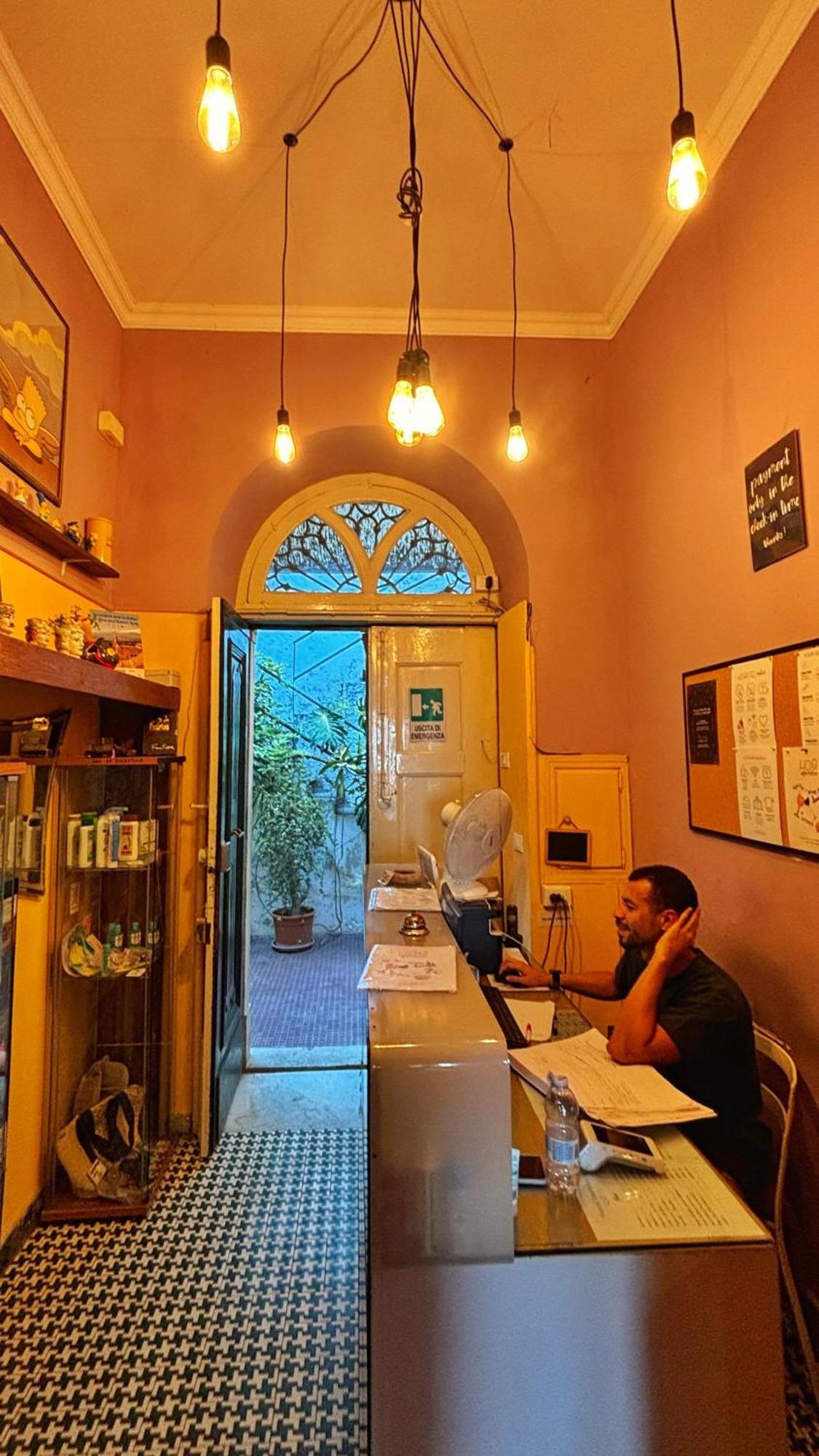 Hostal Homstel